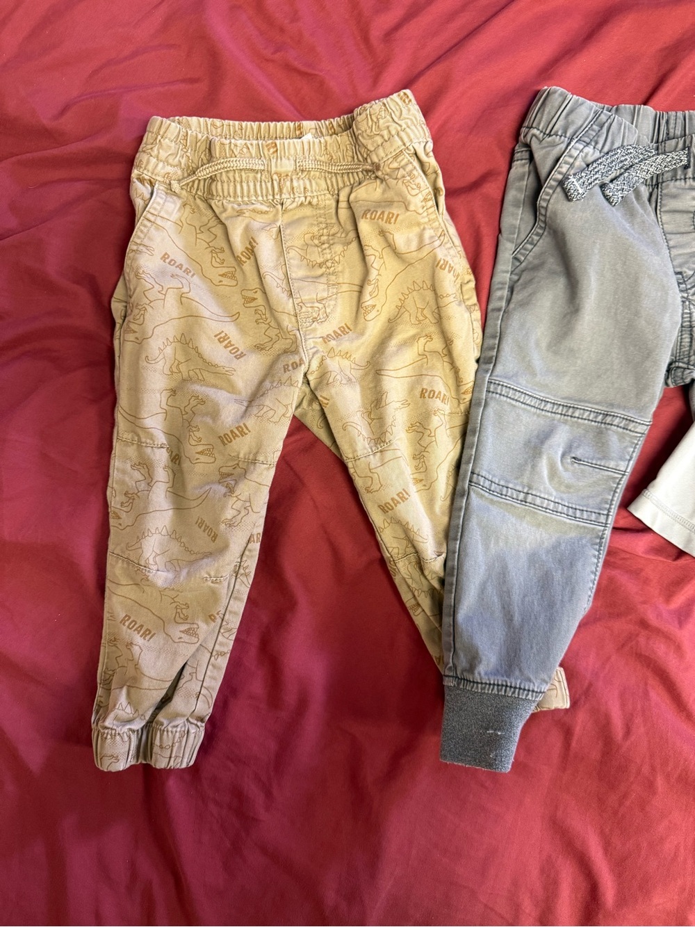 Sz 2T clothes 4 item bundle, shirts, pants - Picture 3 of 6